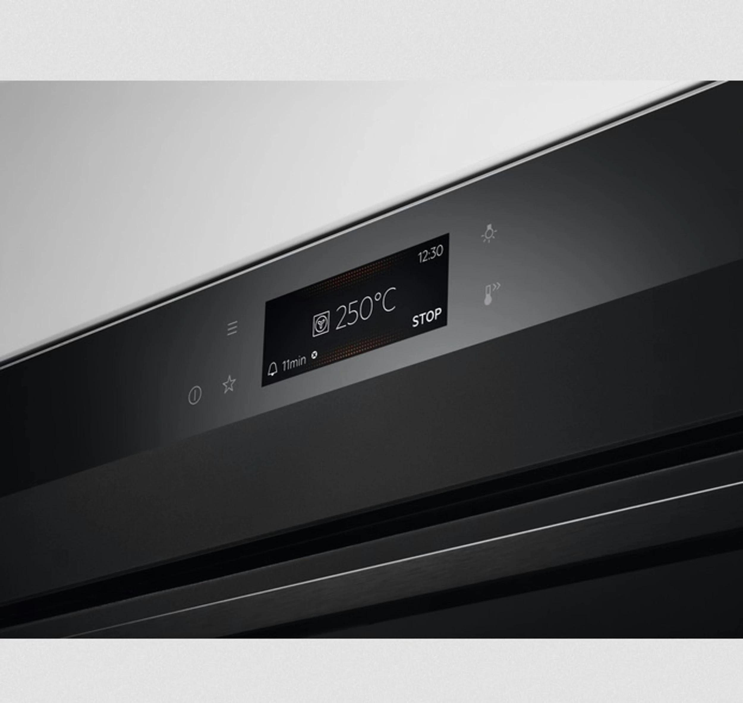 AEG 9000 SteamPro / Dampfbackofen / Dampfreinigung / Matt Black BSK792280T - Image 7